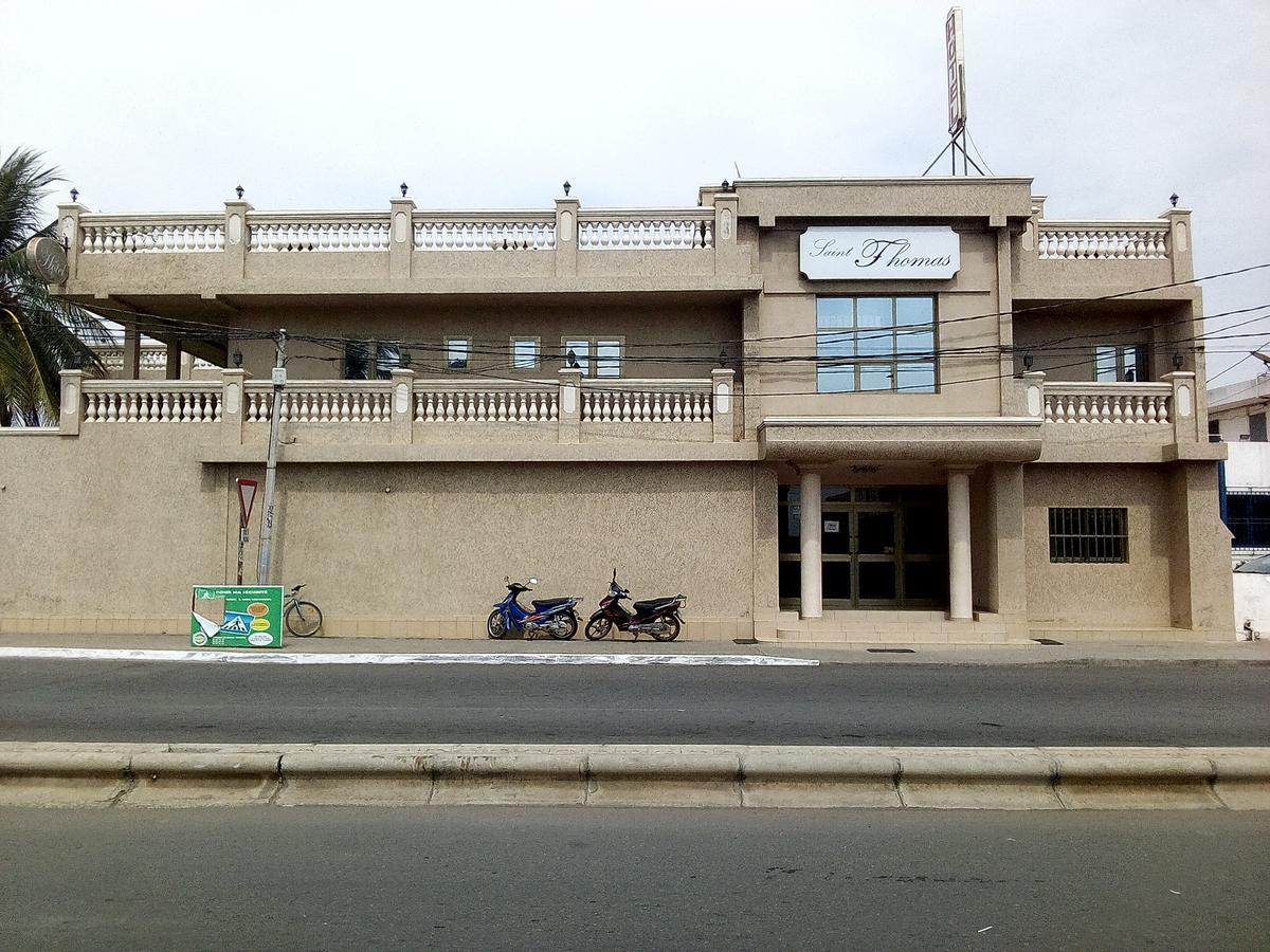Hotel Saint Thomas โลเม ภายนอก รูปภาพ
