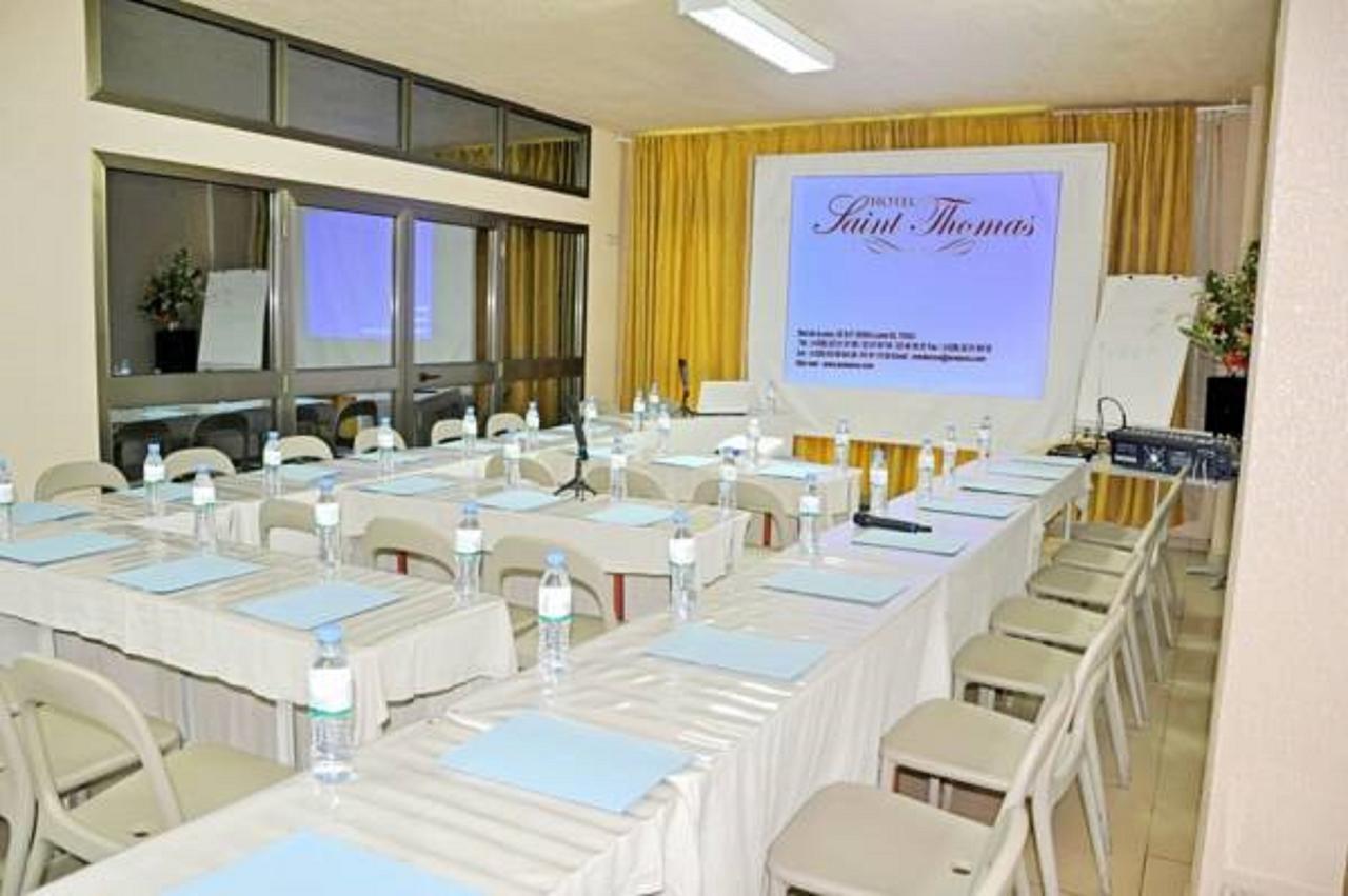 Hotel Saint Thomas โลเม ภายนอก รูปภาพ